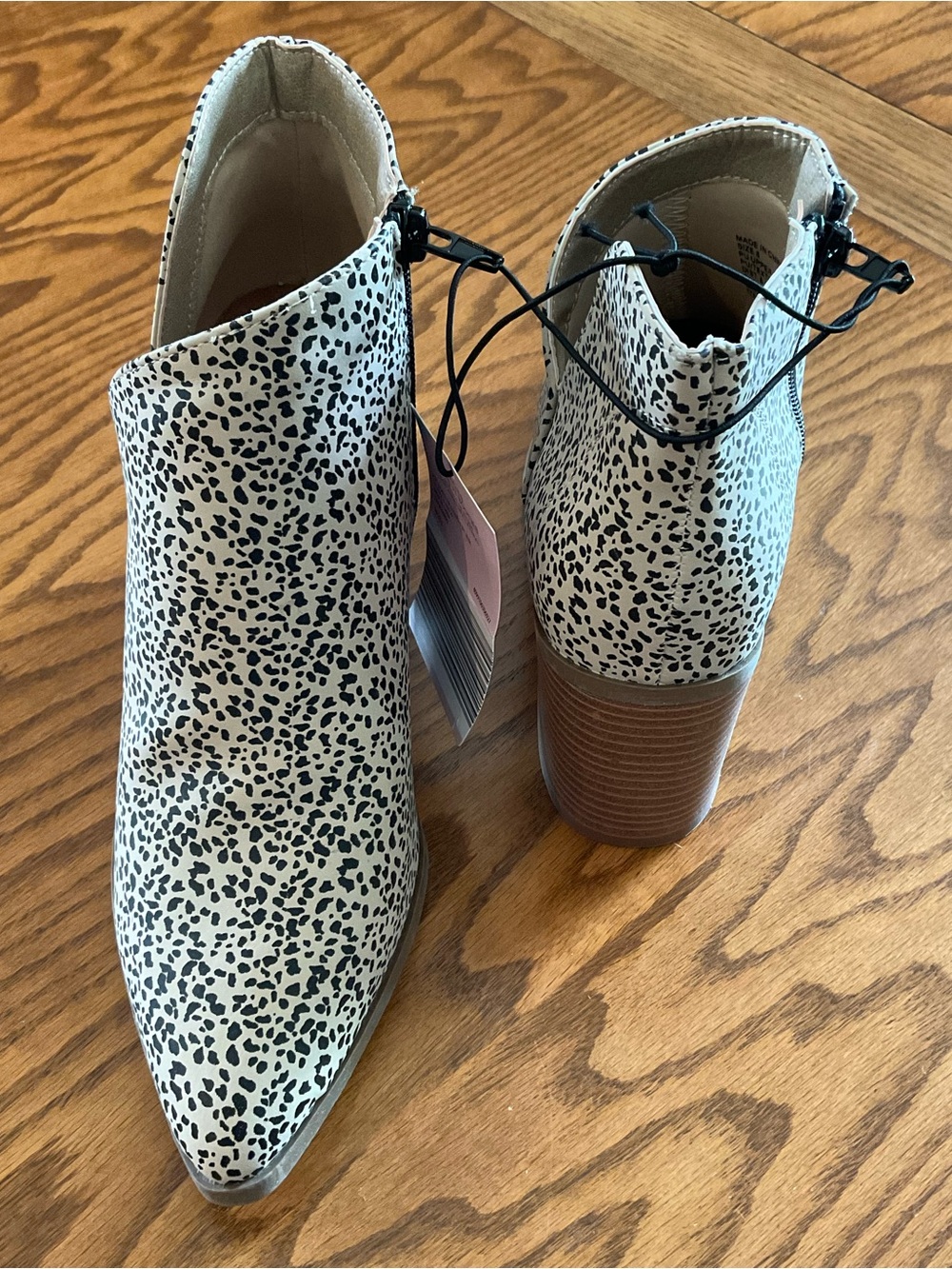 NWT Serra Side Cut Out Bootie w/Spotted Cheetah Print, Women’s Sz 8